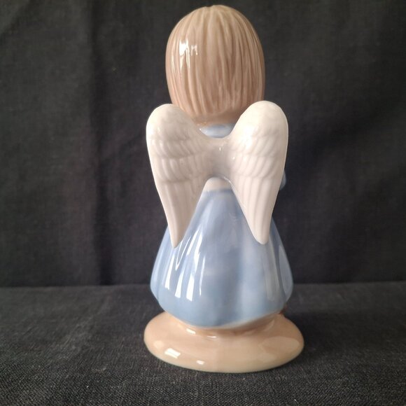 Vintage Ceramic Angel Figurine Porcelana de Cuernavaca Mexico - Picture 3 of 7